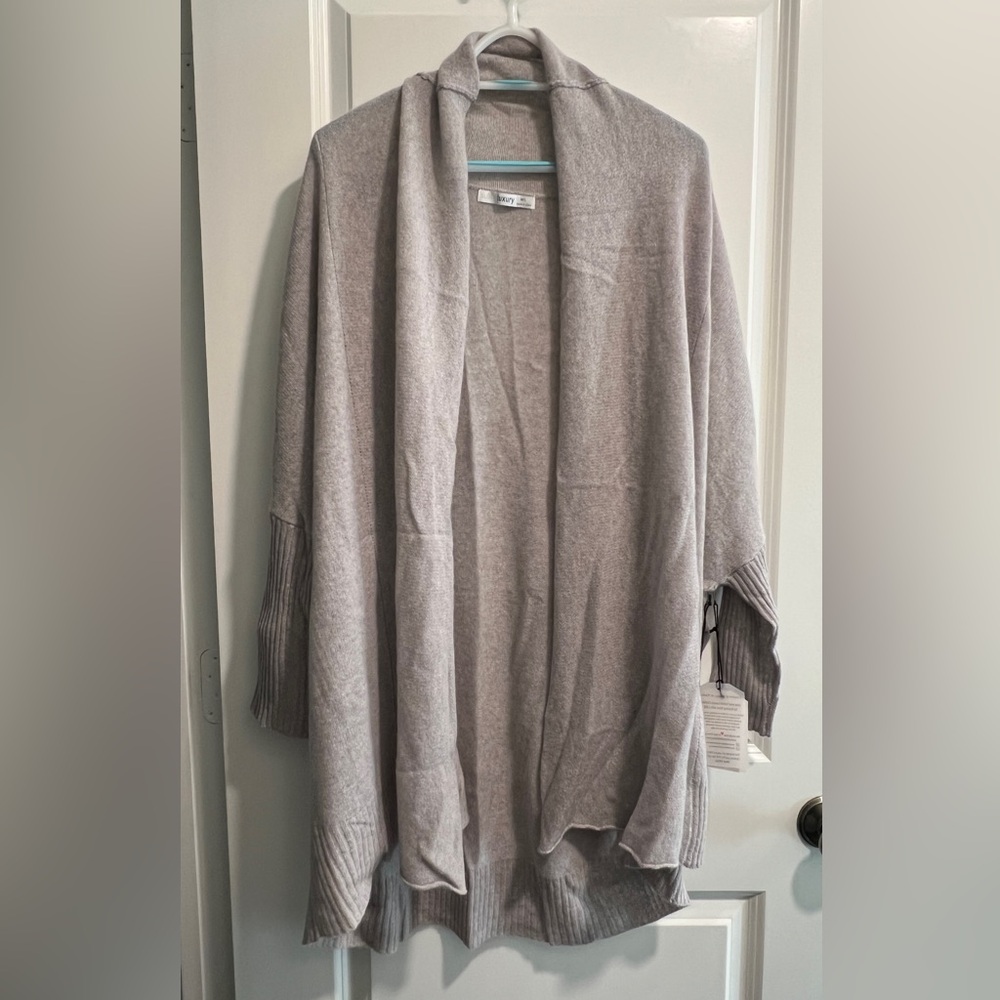NWT Subtle Luxury 100% Cashmere Marble Cardigan - M/L